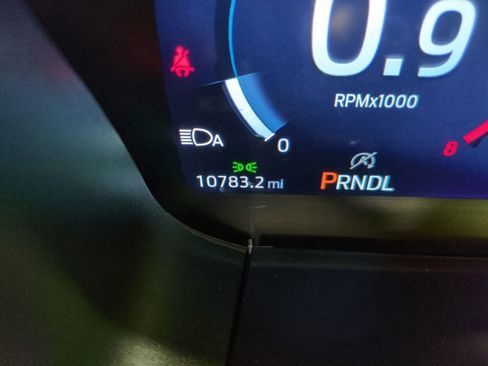 Used 2025 Ford Explorer Active w/ Active Comfort Package image 19