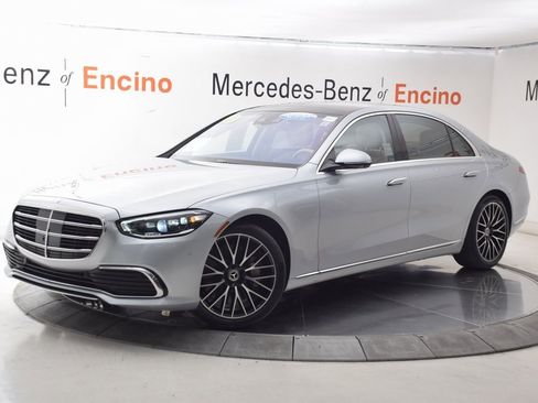 Certified 2022 Mercedes-Benz S 580 4MATIC Sedan image 2