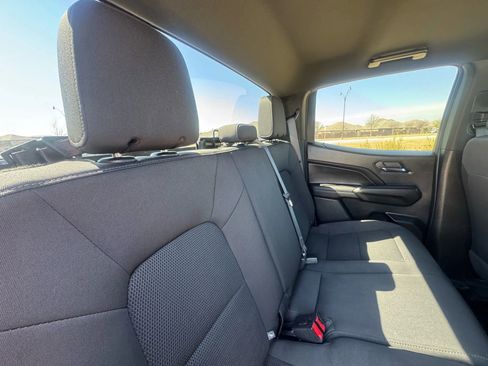 Used 2023 Chevrolet Colorado LT image 40