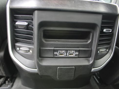Used 2023 RAM 1500 Big Horn image 17