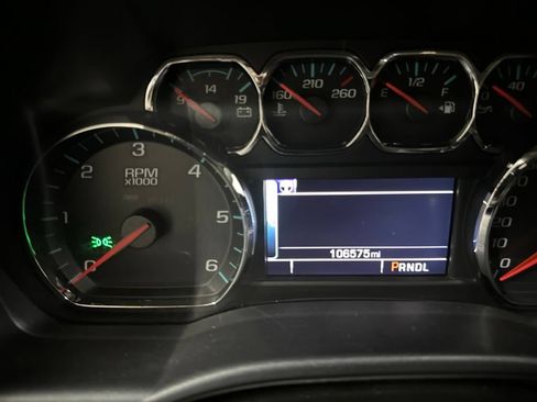 Used 2017 Chevrolet Silverado 1500 LT w/ Texas Edition RWD image 44