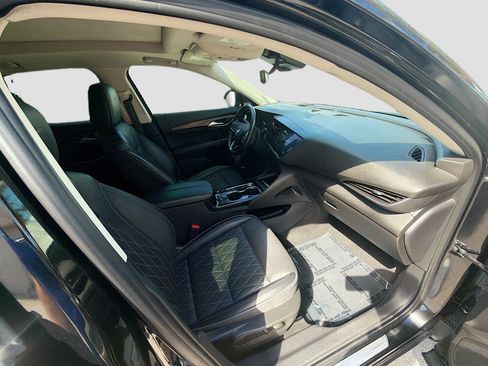 Used 2023 Buick Envision Avenir FWD image 32