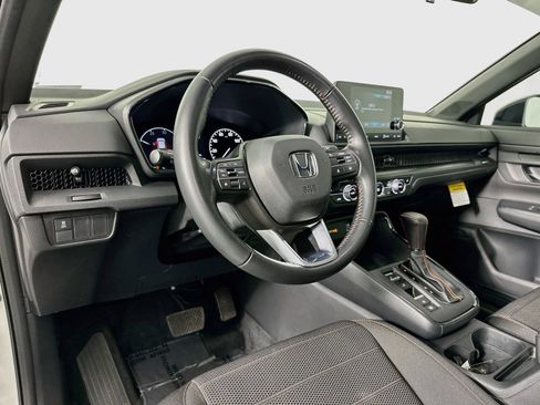 Used 2025 Honda CR-V Sport image 9