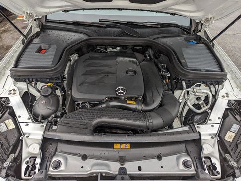 Used 2022 Mercedes-Benz GLC 300 4MATIC image 48