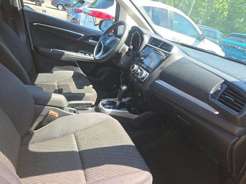 Used 2018 Honda Fit EX image 5