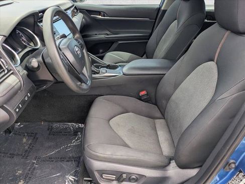 Used 2019 Toyota Camry LE FWD image 15
