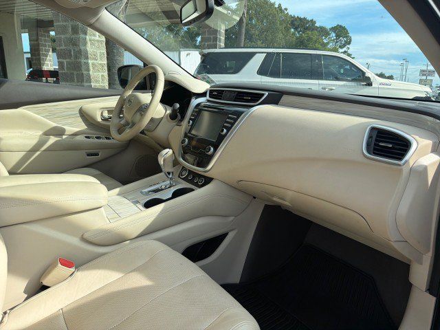 Used 2016 Nissan Murano Platinum w/ Platinum Technology Package FWD image 21