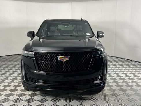 Used 2023 Cadillac Escalade Sport image 11
