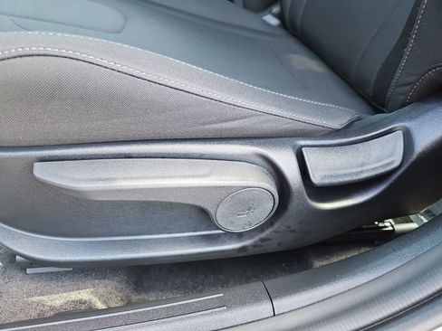 Certified 2025 Hyundai Elantra SEL image 34