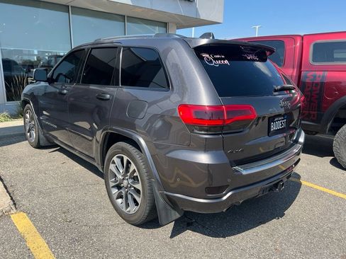 Used 2017 Jeep Grand Cherokee Overland w/ Jeep Active Safety Group AWD/4WD image 4
