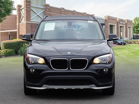 Used 2015 BMW X1 sDrive28i image 2