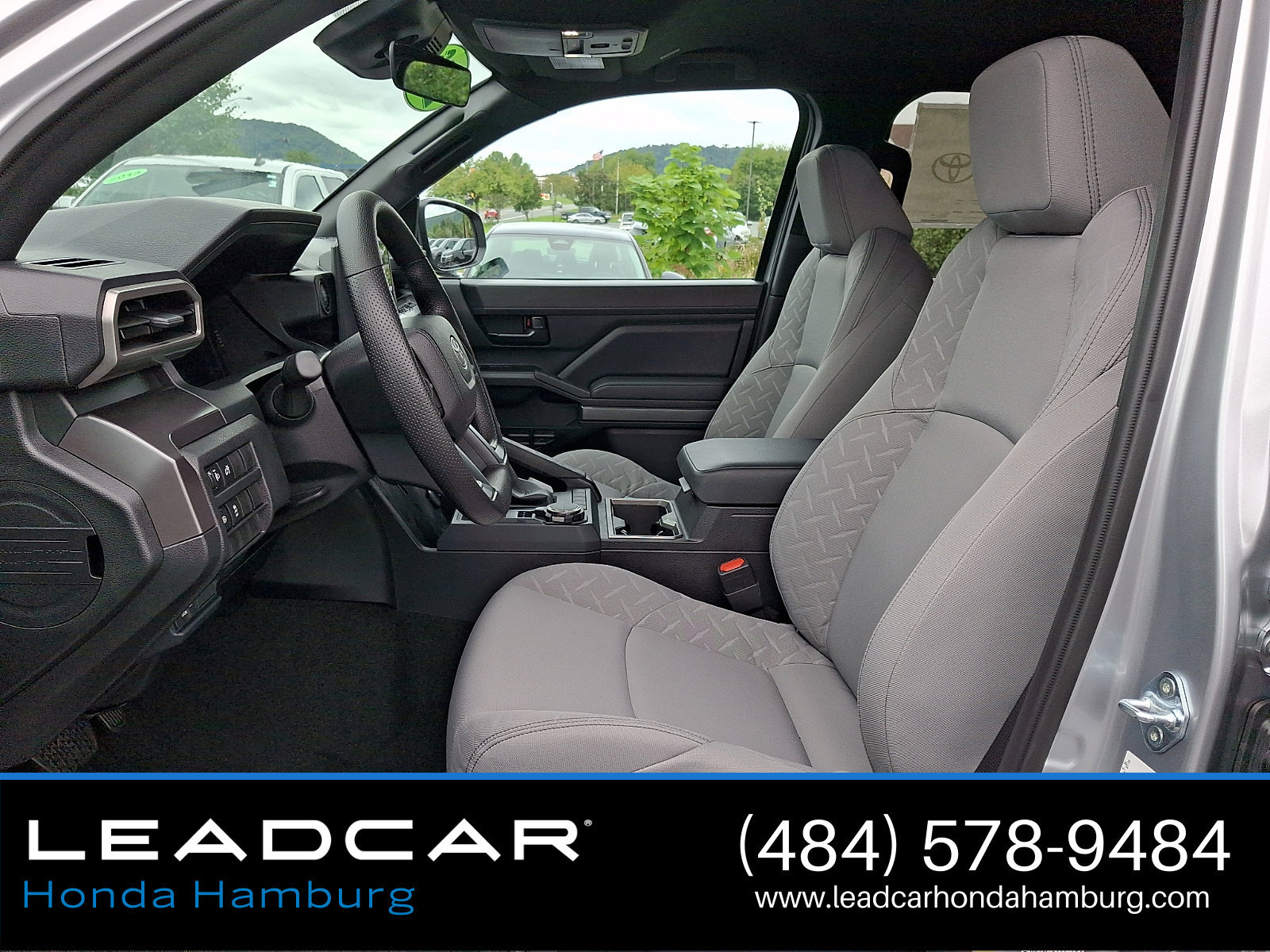 Used 2026 Toyota Tacoma SR5 AWD/4WD image 14