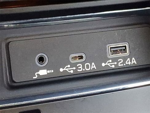 Certified 2025 Subaru Ascent Premium image 23