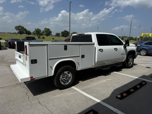 Used 2023 Chevrolet Silverado 2500 W/T w/ WT Fleet Convenience Package AWD/4WD image 2