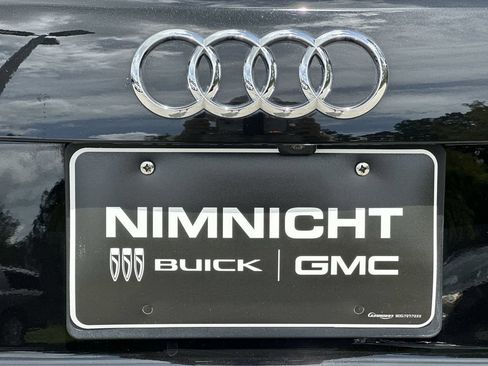 Used 2020 Audi Q3 2.0T Premium Plus AWD/4WD image 32