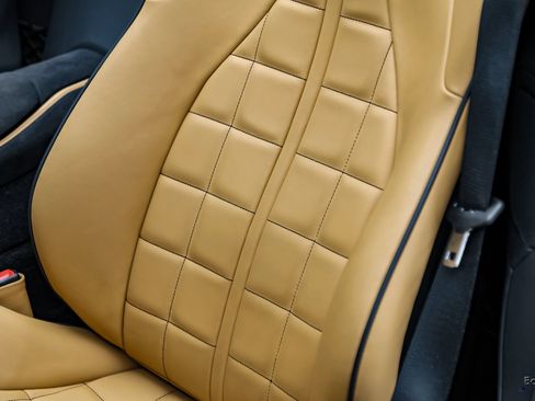 Used 2022 Ferrari 812 GTS RWD image 51