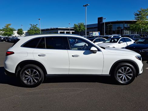 Used 2026 Mercedes-Benz GLC 300 4MATIC image 7