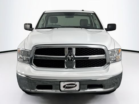Used 2022 RAM 1500 Classic SLT AWD/4WD image 7