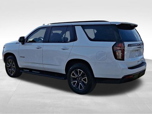 Used 2022 Chevrolet Tahoe Z71 w/ Luxury Package image 4