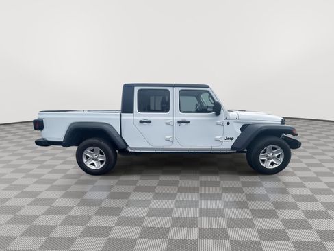 Used 2023 Jeep Gladiator Sport image 15