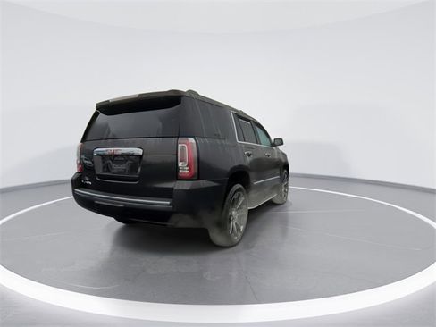 Used 2018 GMC Yukon Denali image 7