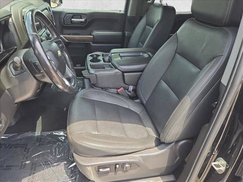 Used 2021 Chevrolet Silverado 1500 LT w/ Convenience Package II AWD/4WD image 15