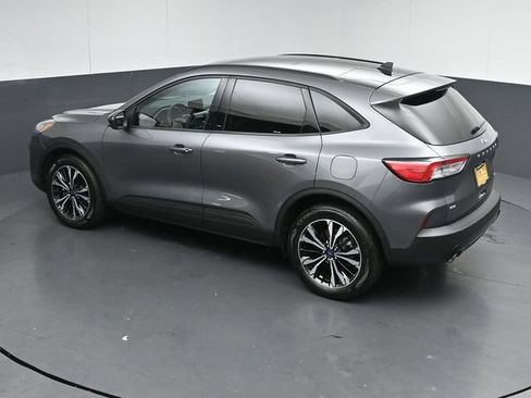 Certified 2022 Ford Escape SE w/ SE Sport Appearance Package AWD/4WD image 45