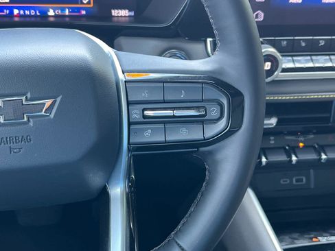 Certified 2025 Chevrolet Colorado ZR2 w/ Midnight Edition AWD/4WD image 20