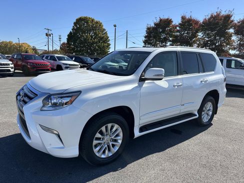 Used 2019 Lexus GX 460 image 8