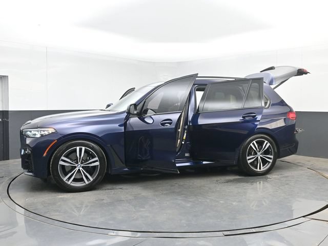 Used 2021 BMW X7 xDrive40i w/ M Sport Package AWD/4WD image 60
