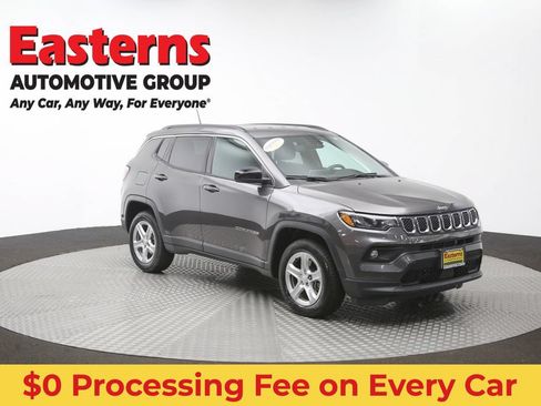Used 2024 Jeep Compass Latitude AWD/4WD image 44