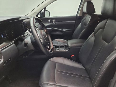 Used 2022 Kia Sorento S FWD image 17