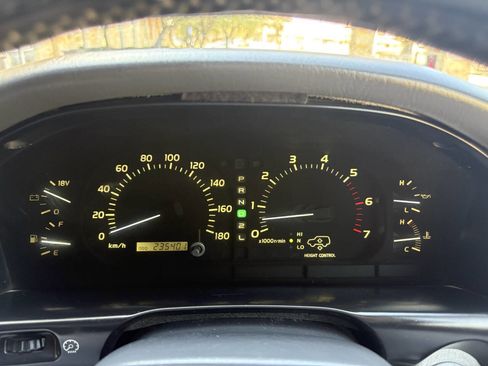 Used 1998 Toyota Land Cruiser image 17