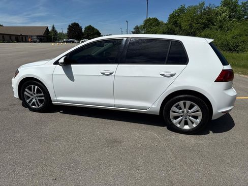 Used 2015 Volkswagen Golf TDI S FWD image 8