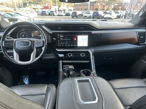 Used 2022 GMC Sierra 1500 Denali image 17