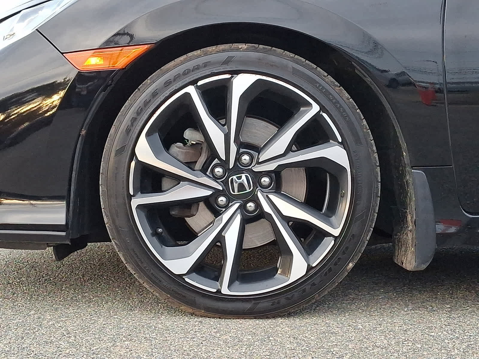 Used 2019 Honda Civic Si image 9