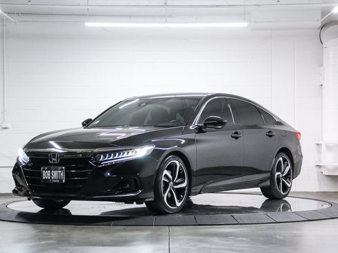 Used 2021 Honda Accord Sport image 3