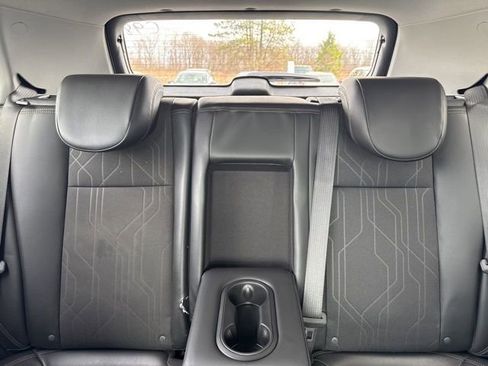 Used 2019 Chevrolet Trax LT w/ LT Convenience Package image 16