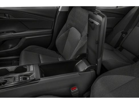New 2026 Toyota Camry XLE AWD/4WD image 9