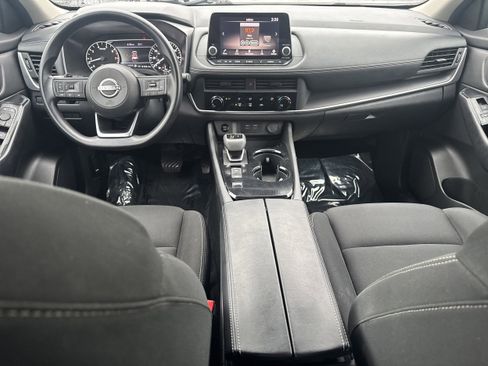 Used 2024 Nissan Rogue S FWD image 13