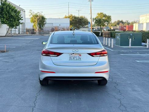 Used 2018 Hyundai Elantra SEL FWD image 5