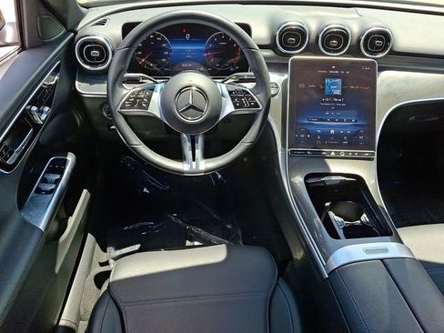 Used 2023 Mercedes-Benz C 300 Sedan image 13