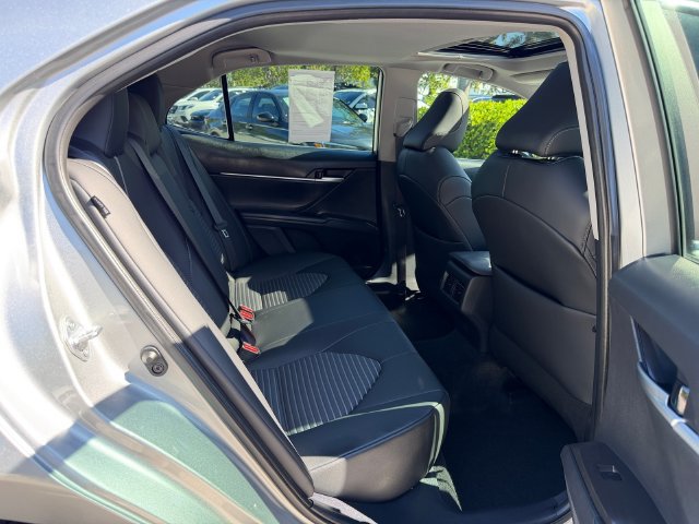 Used 2024 Toyota Camry SE w/ Cold Weather Package FWD image 18