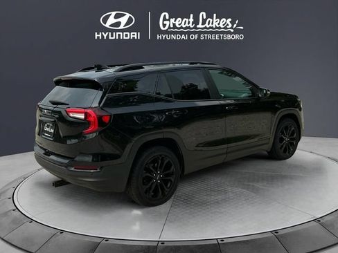 Used 2022 GMC Terrain SLE w/ Driver Convenience Package FWD image 6