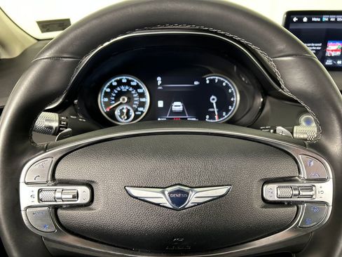 Used 2025 Genesis GV70 2.5T AWD/4WD image 13