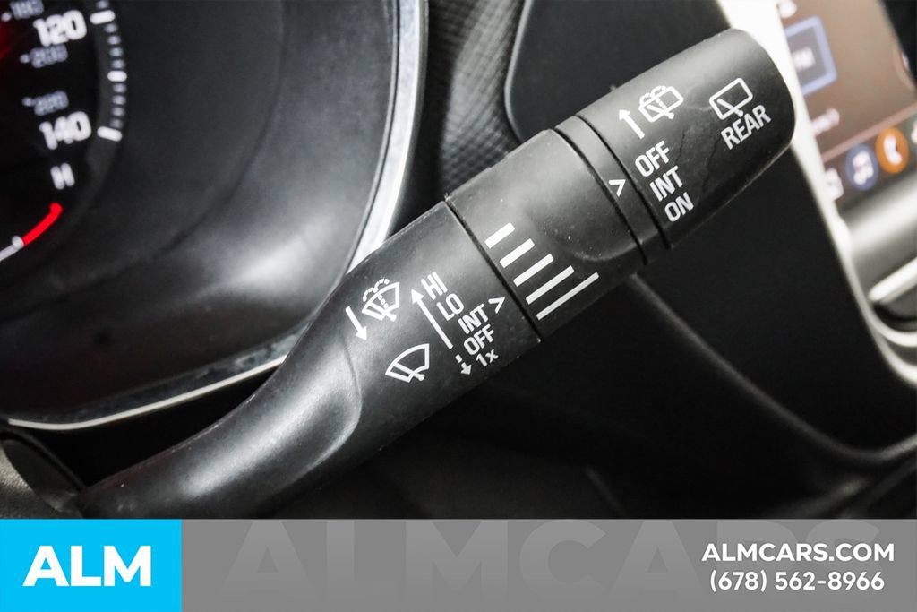 Used 2023 Chevrolet TrailBlazer LT FWD image 28