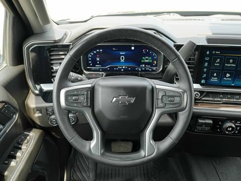 Used 2024 Chevrolet Silverado 1500 RST AWD/4WD image 34