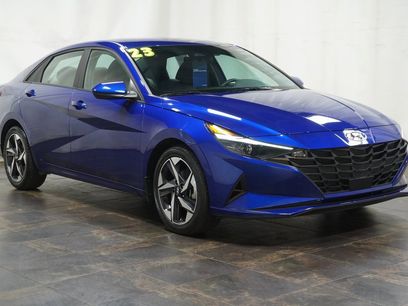 Used 2023 Hyundai Elantra SEL w/ Convenience Package