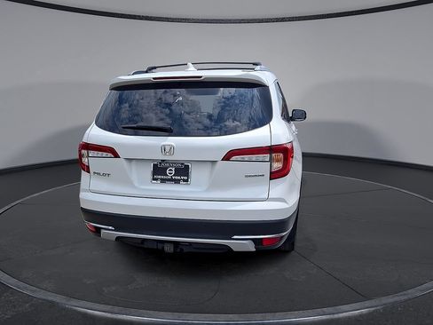 Used 2020 Honda Pilot Touring image 8