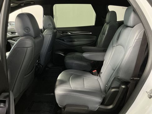 Used 2024 Buick Enclave Essence w/ Experience Buick Package AWD/4WD image 25